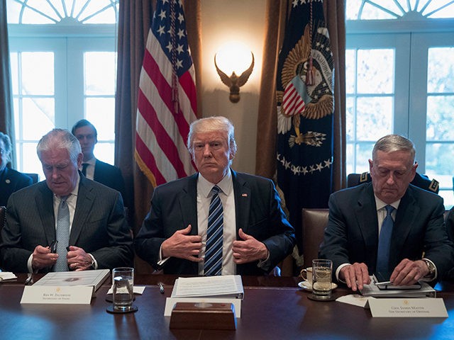 ఆరోగ్య సంరక్షణ బిల్లులో డొనాల్డ్‌  ట్రంప్‌కు ఎదురుదెబ్బ