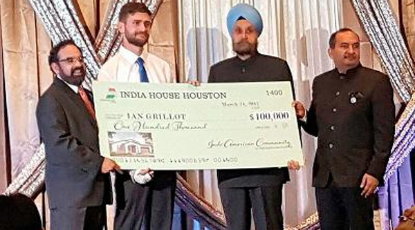 కాన్సన్ హీరో గ్రిల్లోట్ కు లక్ష డాలర్లు ఇచ్చిన ఇండియన్ అమెరికన్ లు