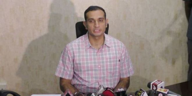 సబర్వాల్‌కు  బెదిరింపులు..