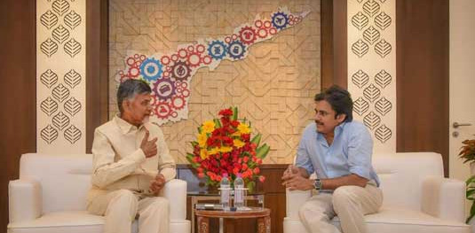 చంద్రబాబు, పవన్ భేటీలో పలు అంశాలపై చర్చ