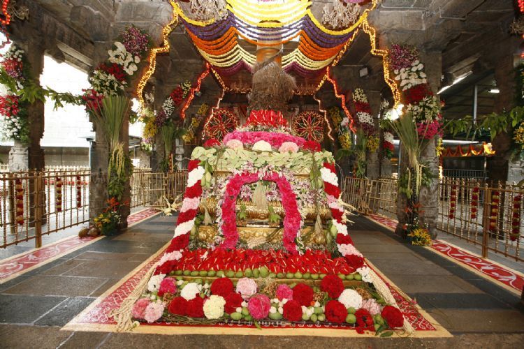 శ్రీవారి ఆలయంలో ఉగాది ఆస్థానం