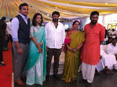 ఘనంగా పరిటాల శ్రీరామ్ నిశ్చితార్థం