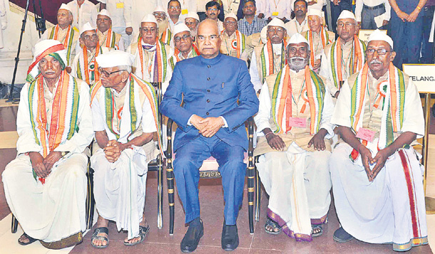 93 మంది సమరయోధులను సత్కరించిన కోవింద్‌