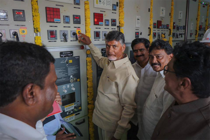 పురుషోత్తపట్నం జాతికి అంకితం :చంద్రబాబు