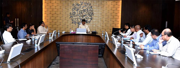 24, 25 తేదీలలో ఫోస్టర్స్ ఆకృతుల సమర్పణ