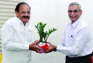 ఉపరాష్టప్రతిని కలిసిన ప్రముఖులు