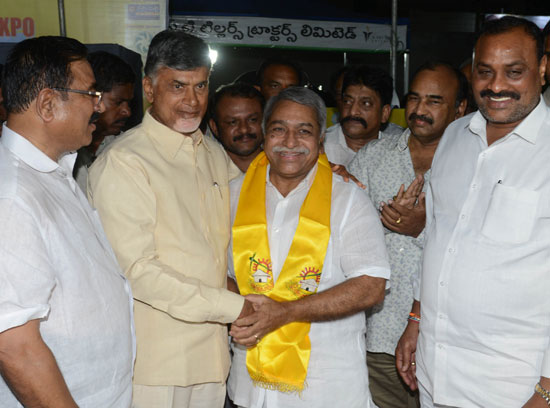 టీడీపీలో చేరిన గంగుల ప్రతాపరెడ్డి