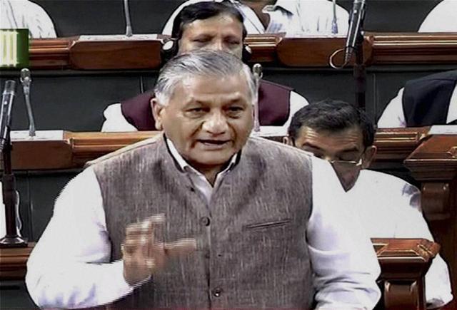 అమెరికాలో పెరిగిన భారతీయ విద్యార్థులు