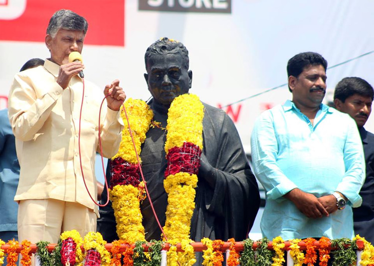 ప్రకాశం పంతులు మనకు ఆదర్శం