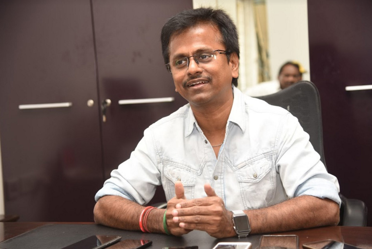 ‘స్పైడర్‌’లో మహేష్‌ని తప్ప ఇంకెవర్నీ ఊహించలేను : ఎ.ఆర్‌.మురుగదాస్