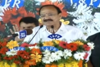 తెలుగు రాష్ట్రాలు అభివృద్ధి చెందాలన్నదే తన ఆకాంక్ష :  వెంకయ్య