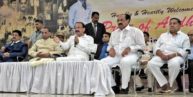 సమాజం అభివృద్ధి కోసం పాటుపడాలి :  ఉపరాష్ట్రపతి