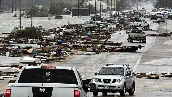 టెక్సాస్‌లో హెరికేన్‌ బీభత్సం..