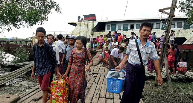 ఈ జాతికి రక్షణ ఎక్కడ..?తీవ్రవాదులన్న ముద్రతో మయన్మార్‌ సైన్యం అకృత్యాలు..!!