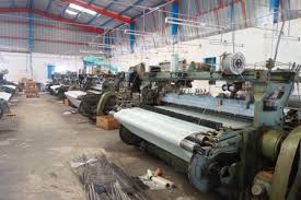 సిరిసిల్ల టెక్స్‌టైల్ పార్కులో 70 పరిశ్రమల మూత