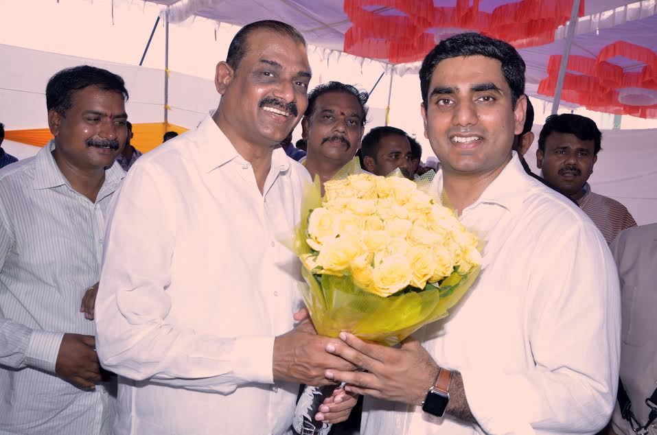 నారా లోకేష్ కు శుభాకాంక్షలు తెలిపిన యల్.వి.ఎస్.ఆర్.కె.ప్రసాద్