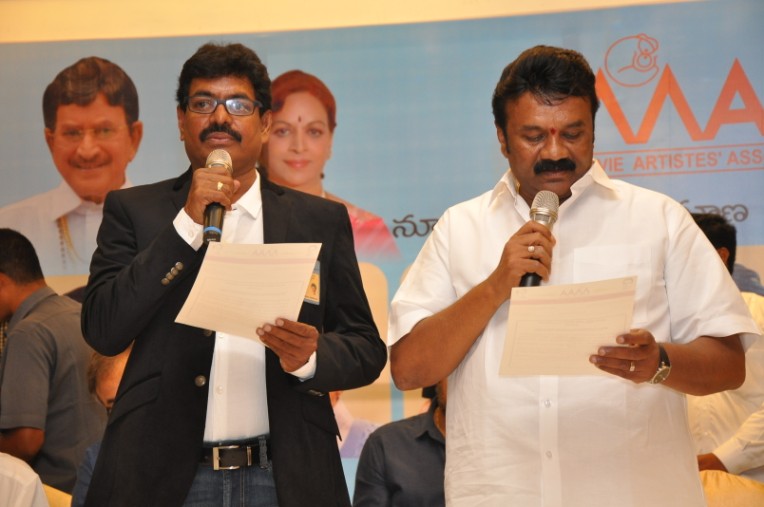 ‘మా’ అధ్య‌క్షులుగా శివాజీ రాజా ప్ర‌మాణ స్వీకారం!