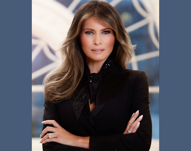 అమెరికా ప్రథమ మహిళ పోటో విడుదల అమెరికా ప్రథమ మహిళ పోటో విడుదల