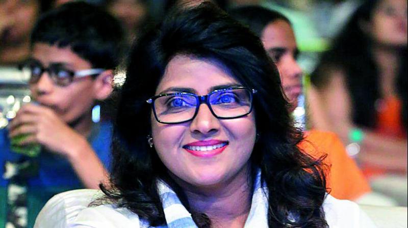 వర్మ ఇంటి ముందు ధర్మా చేస్తా