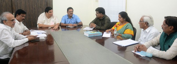 తెలుగు మహా సభల ఏర్పాట్లపై ఉన్నత స్థాయి సమీక్ష