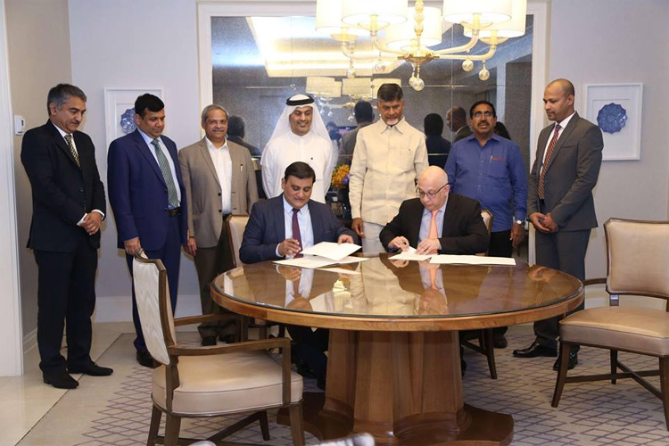 అపార అవకాశాలు, అనేక ప్రోత్సాహకాలు