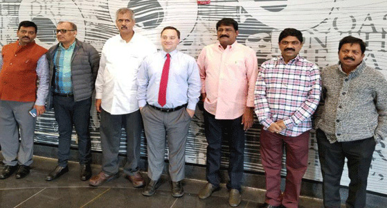 సిన్సినాటి విశ్వవిద్యాలయంలో గంటా బృందం