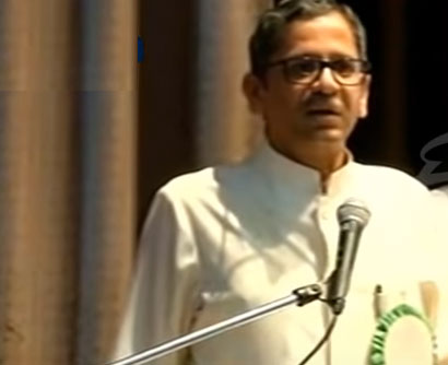 తెలుగువారంతా కలిసిమెలసి ఉండాలి