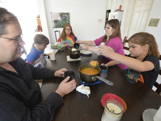 ఆకలి సమస్యతో కుంగుబాటు