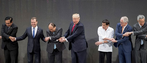 గందరగోళం సృష్టించిన డొనాల్డ్‌ ట్రంప్‌