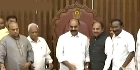 మండలి చైర్మన్‌గా ఫరూఖ్‌