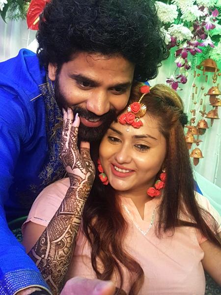 మెహందీ ఫంక్షన్ లో నమిత