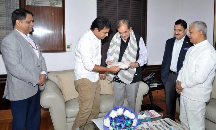 త్వరలో  మీరు శుభవార్త వింటారు