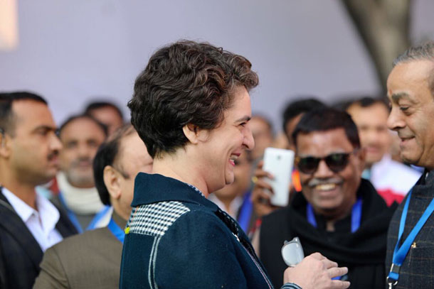 నేను కాదు మా అమ్మే పోటీ చేస్తారు