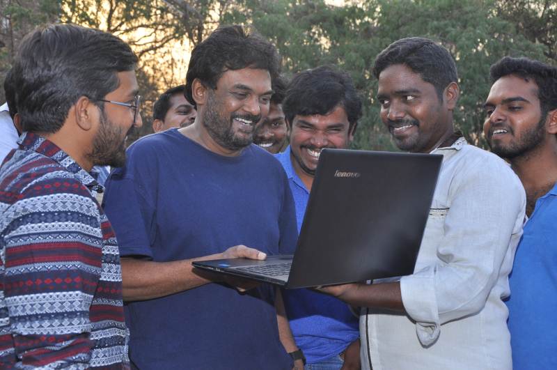 ‘కొబ్బ‌రిమ‌ట్ట’ ఫ‌స్ట్ లుక్ టీజ‌ర్ సాంగ్  పూరిజ‌గన్నాథ్ చేతుల‌మీదుగా విడుద‌ల‌