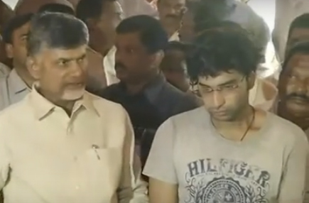 దేవినేని నెహ్రూ భౌతిక కాయానికి చంద్రబాబు నివాళి