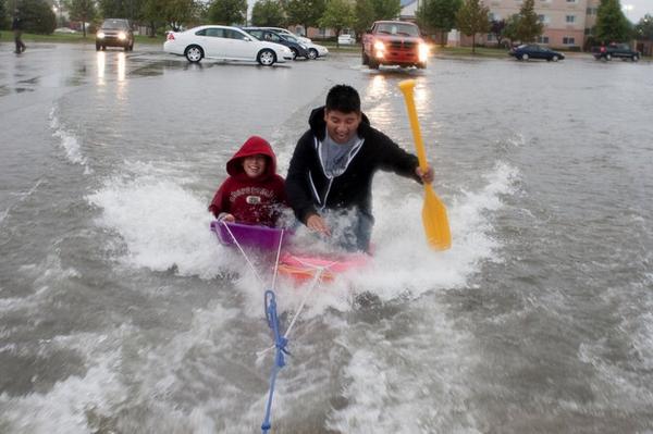 అమెరికాలో తుఫాను బీభత్సం
