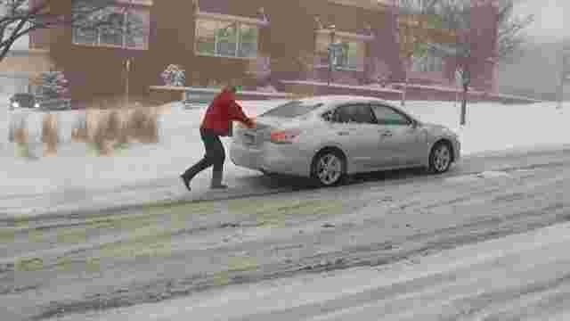 మంచు తుపానుతో అగ్రరాజ్యం గజగజ