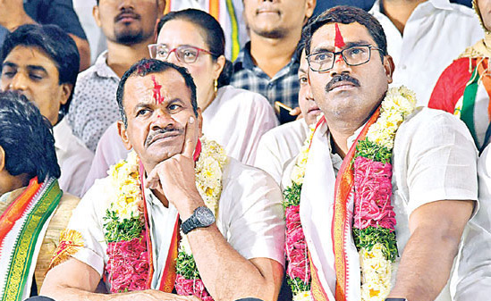 కాంగ్రెస్ ఎంఎల్ఎల సభ్యత్వ రద్దు కేసు విచారణ వాయిదా