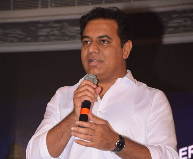 కేటీఆర్ కు ప్రవాసుల అభినందనలు