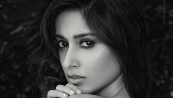 తాను ఎలా వుండాలో ఎవరూ చెప్పాల్సిన అవసరం లేదు