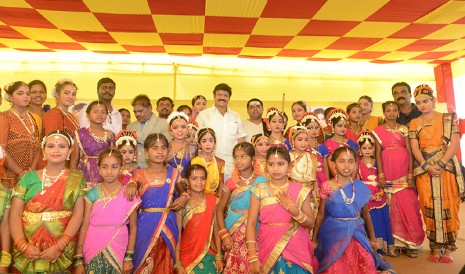 లేపాక్షి ఉత్సవాలు ప్రారంభం