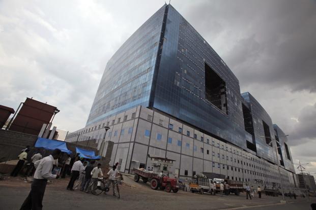 బ్రూక్ ఫీల్డ్ చేతికి హైదరాబాద్ ఐసిఐసిఐ టవర్?