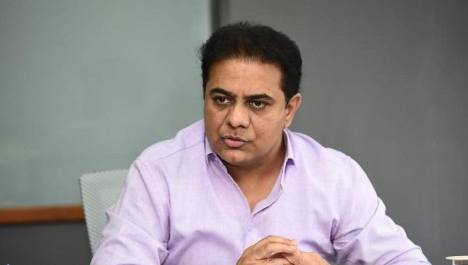 ఆస్పత్రిలో చేరిన మంత్రి కేటీఆర్