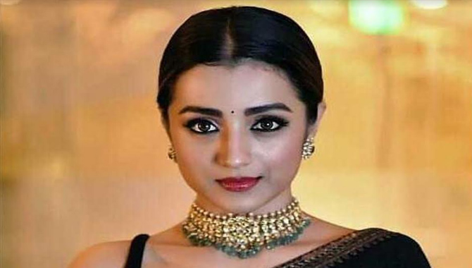 హీరోయిన్ త్రిష పుట్టిన రోజు సందర్భంగా పెళ్లి తేదీ ప్రకటించనుందా?
