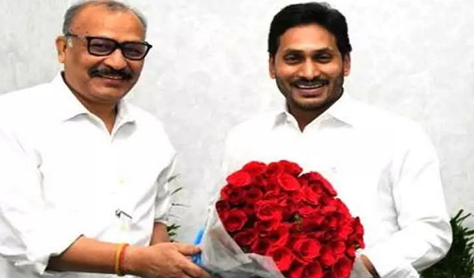 ఏపీ సీఎస్ ఆదిత్యనాథ్ సర్వీస్ పొడిగింపు?