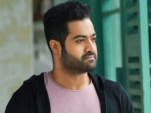 యన్ టి ఆర్ కు కరోనా పాజిటివ్…  సెల్ఫ్ క్వారంటైన్‌లో చికిత్స