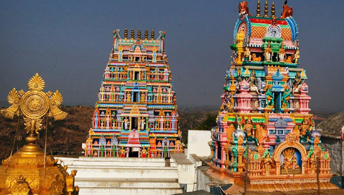 యాదాద్రిలో దర్శనాలు బంద్…