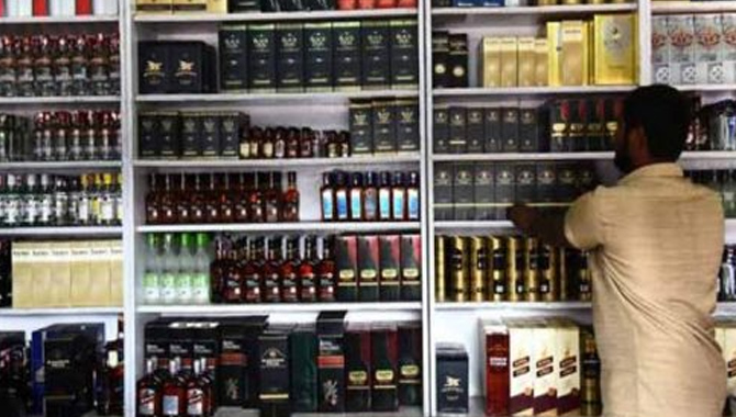 తెలంగాణ ప్రభుత్వం గుడ్ న్యూస్ … మద్యం ప్రియులకు