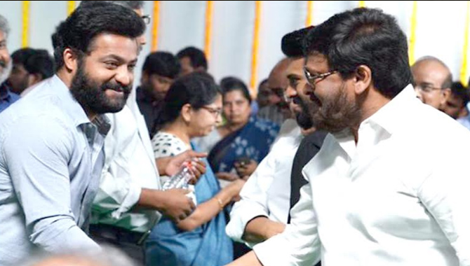 యంగ్ టైగర్ ఎన్టీర్ తో మాట్లాడిన మెగాస్టార్ చిరంజీవి