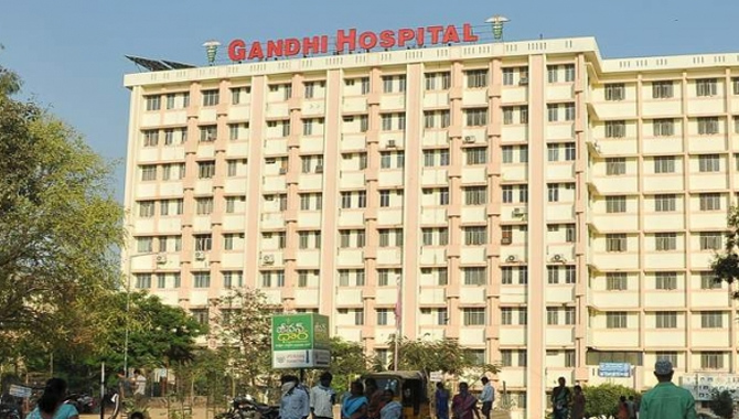 గాంధీ ఖాతాలో మరో రికార్డు